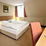 ベルリン マーク ホテル 4*