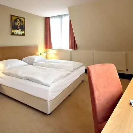 Berlin Mark Hotel 4*